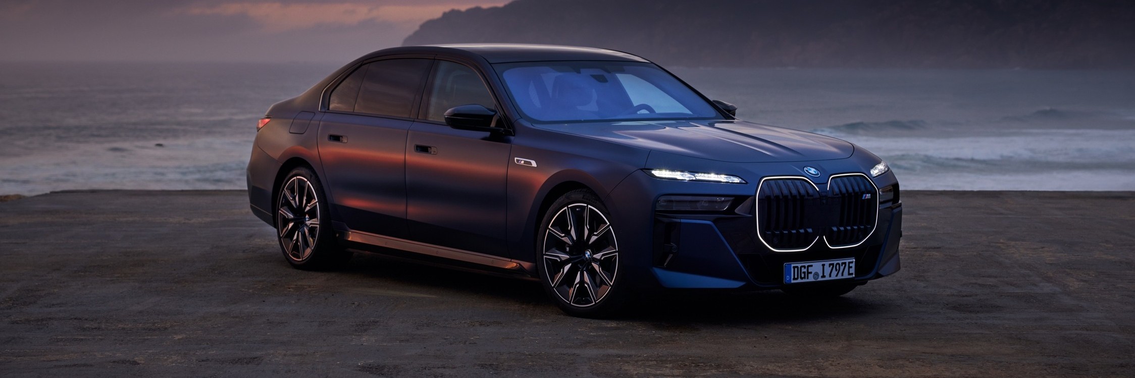 BMW i7