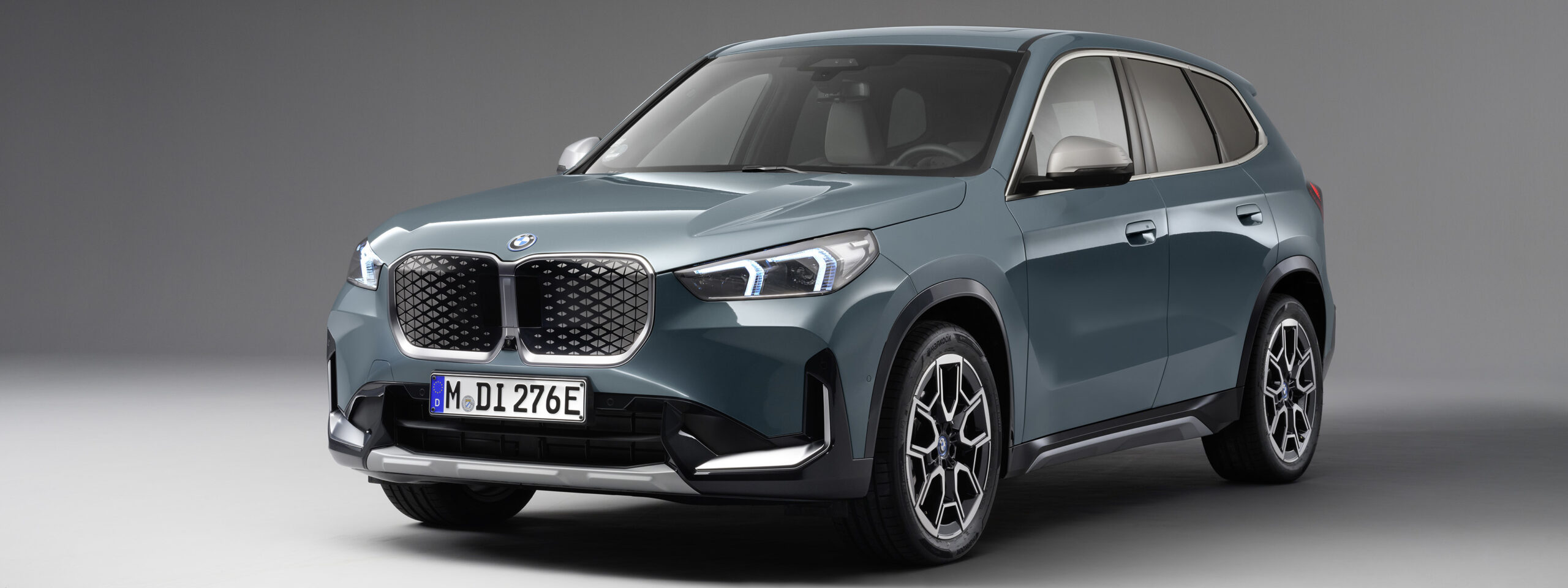 BMW iX1