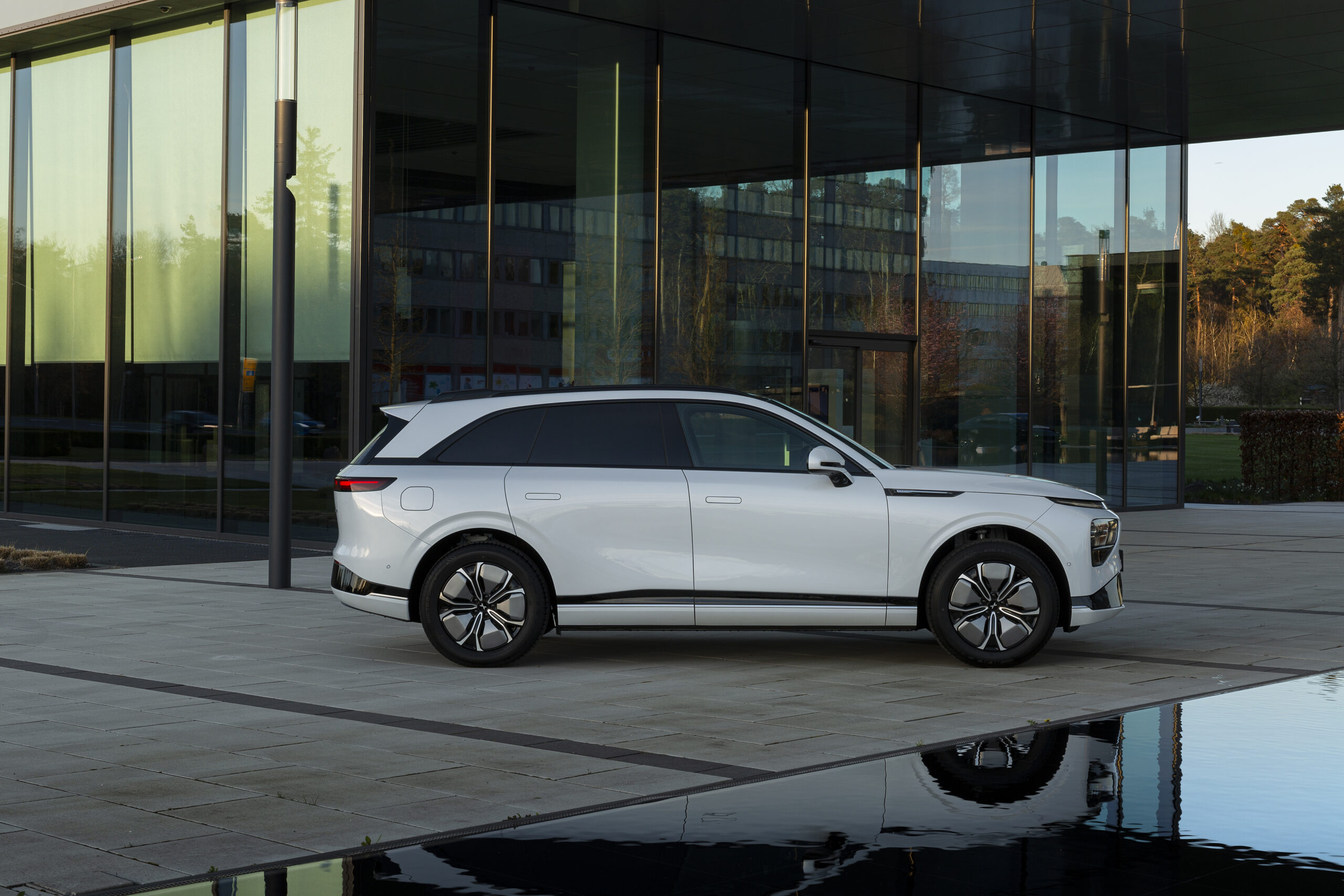 XPENG G9