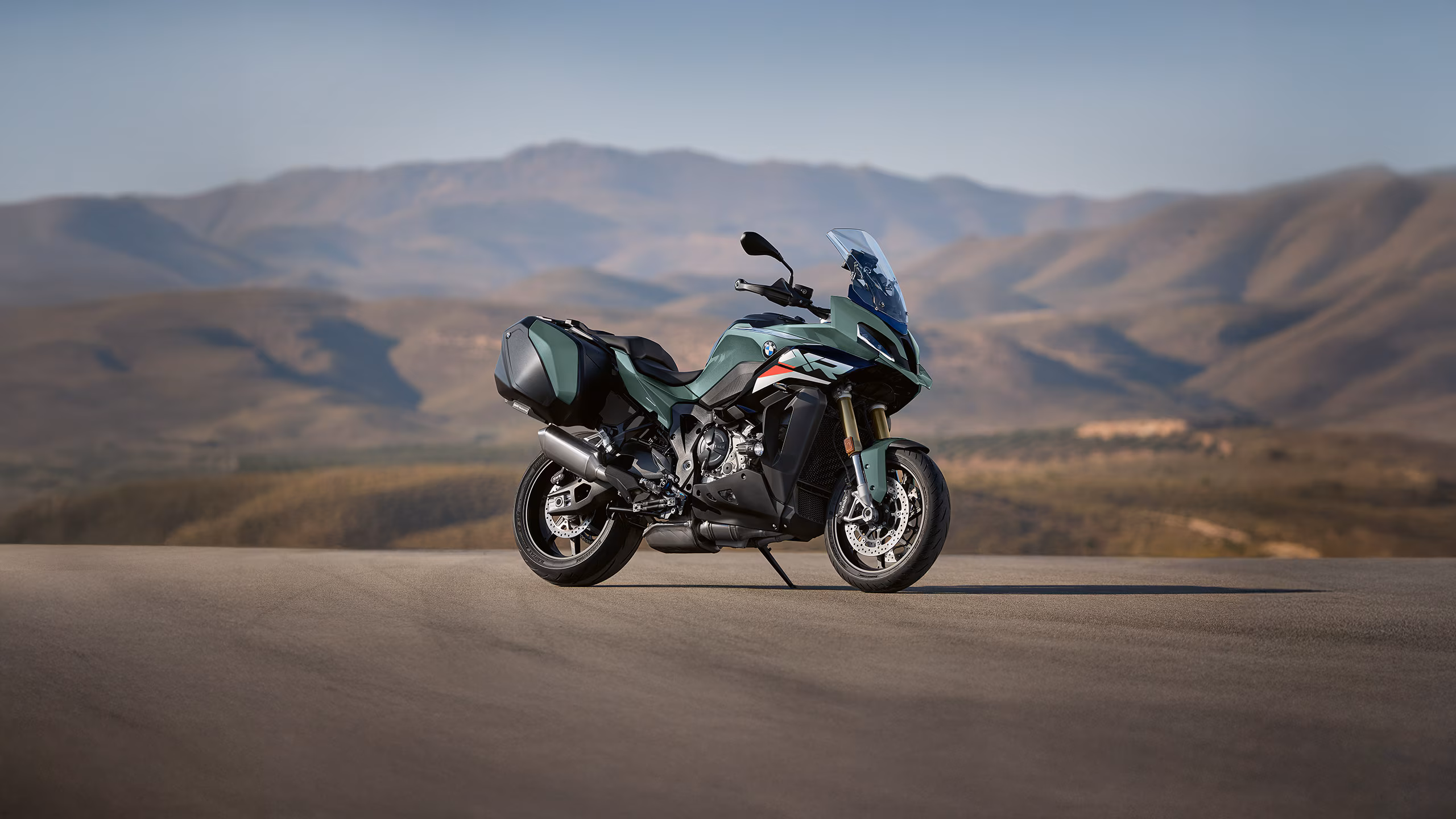 BMW S-SERIE
